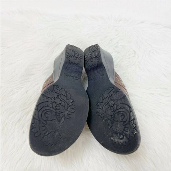 Clarks Brown Leather Clogs Size 7 M Women Studded Comfort Slip-On Mule Heels - Picture 10 of 11